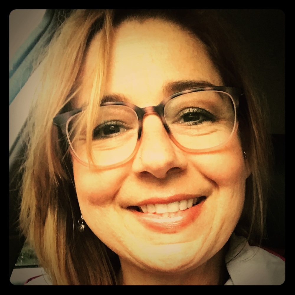 Meet your Posher, Elizabeth